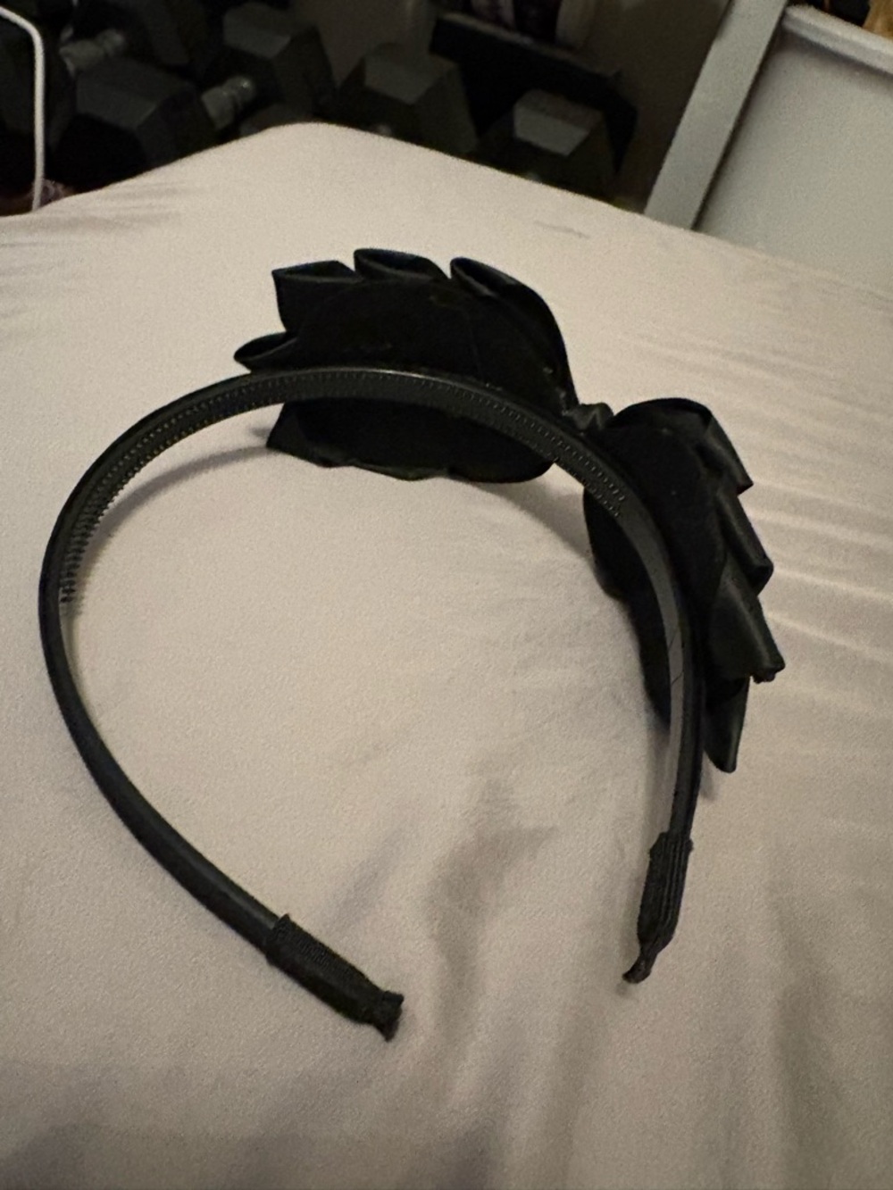 Charm black Satin Bow Headband - Picture 3 of 3
